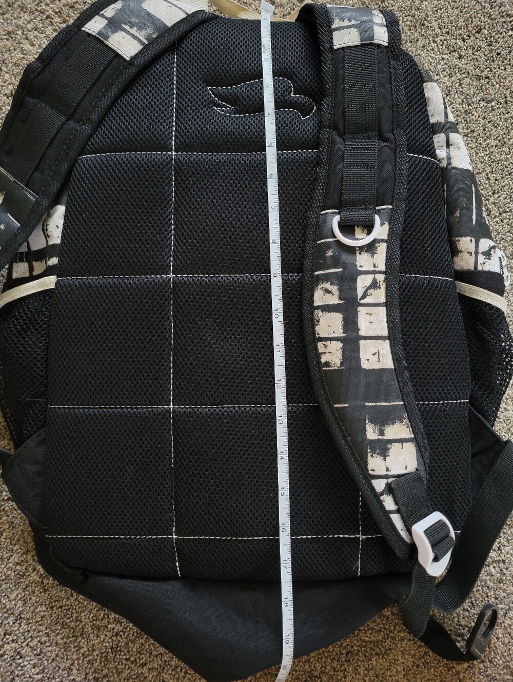 Tony Hawk Backpack - Picture 4 of 8